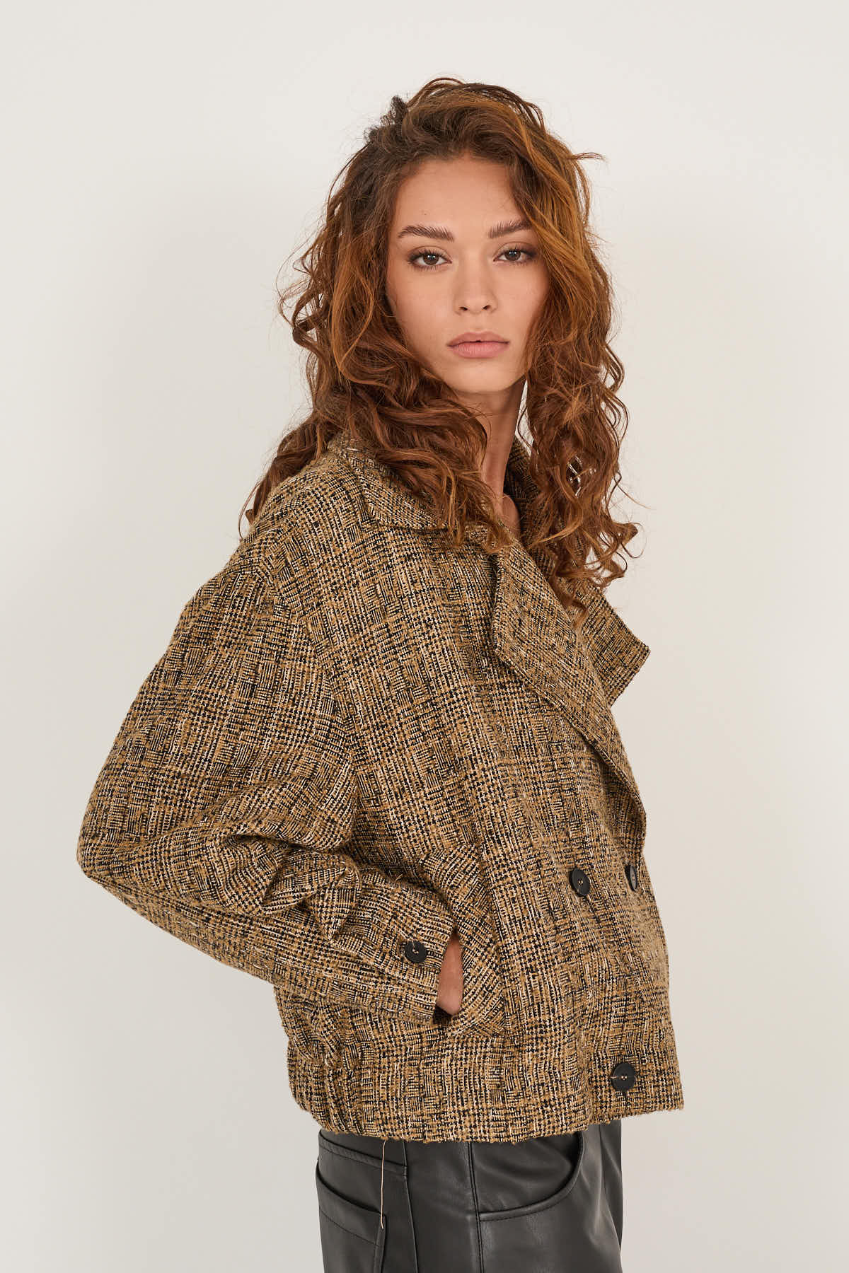 giacca-sale-e-pepe-in-misto-lana-w40s0520-18-webout.jpg