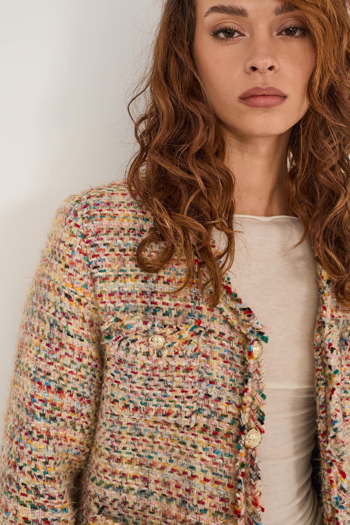 giacca-tweed-multicolor-f40x1015-130-webout.jpg
