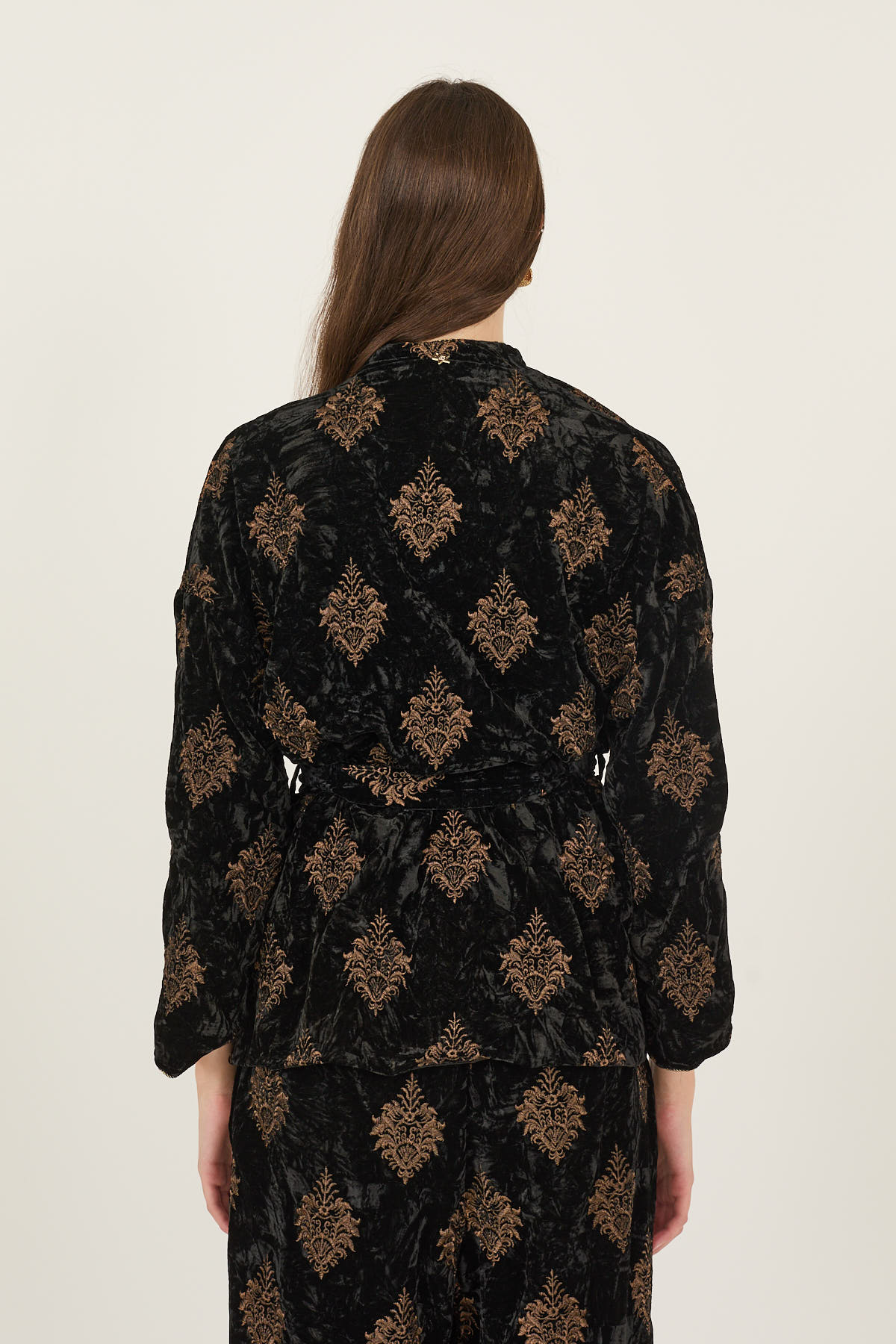kimono-in-velluto-s40m0917-01-webf.jpg