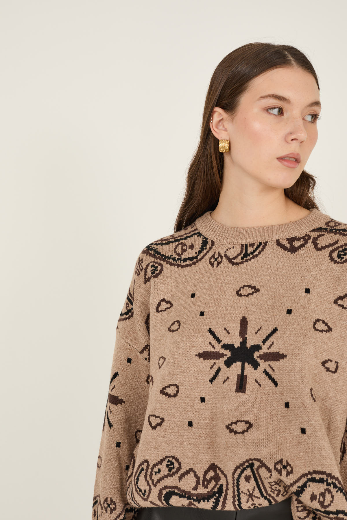 maglia-a-fantasia-in-viscosa-d40v0859-226-webout.jpg