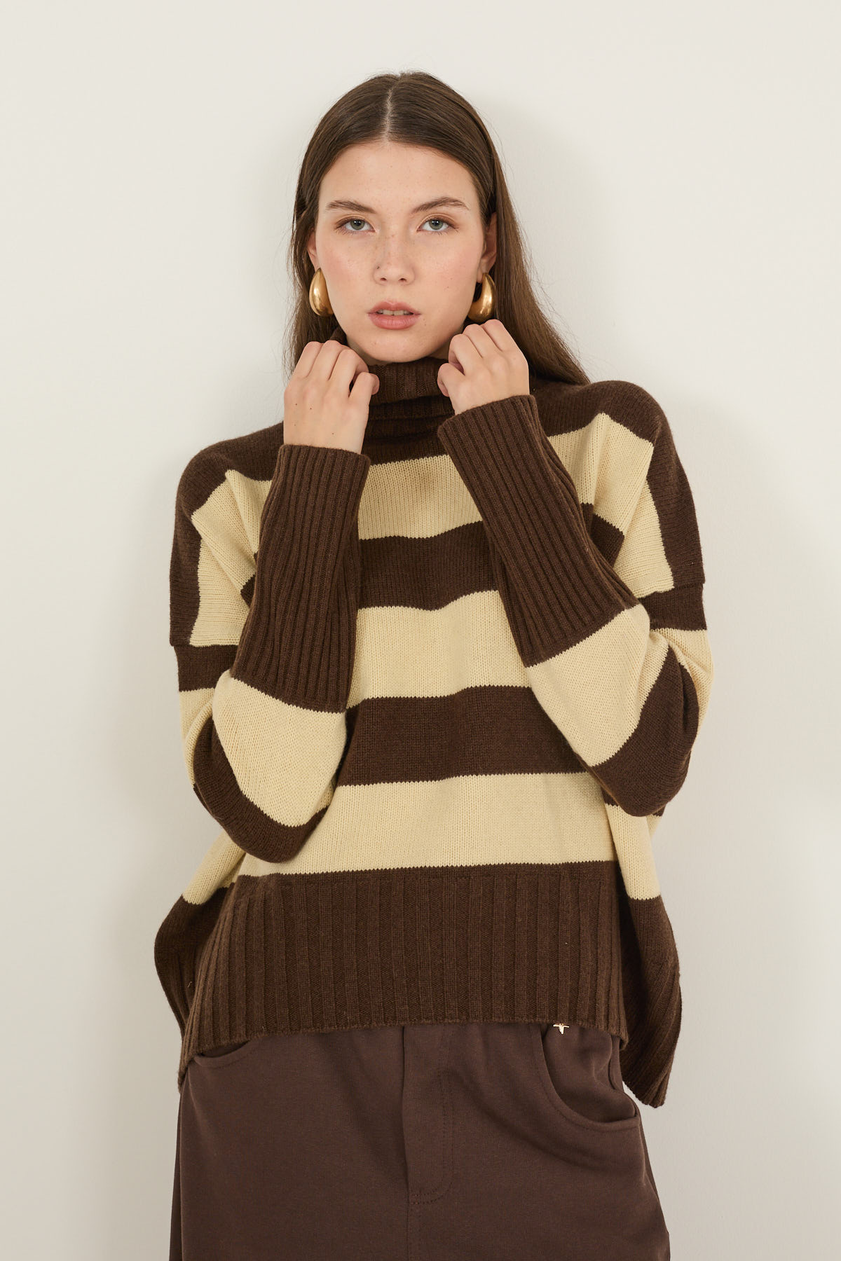 maglia-a-righe-in-lana-b40d0487-07-weba.jpg