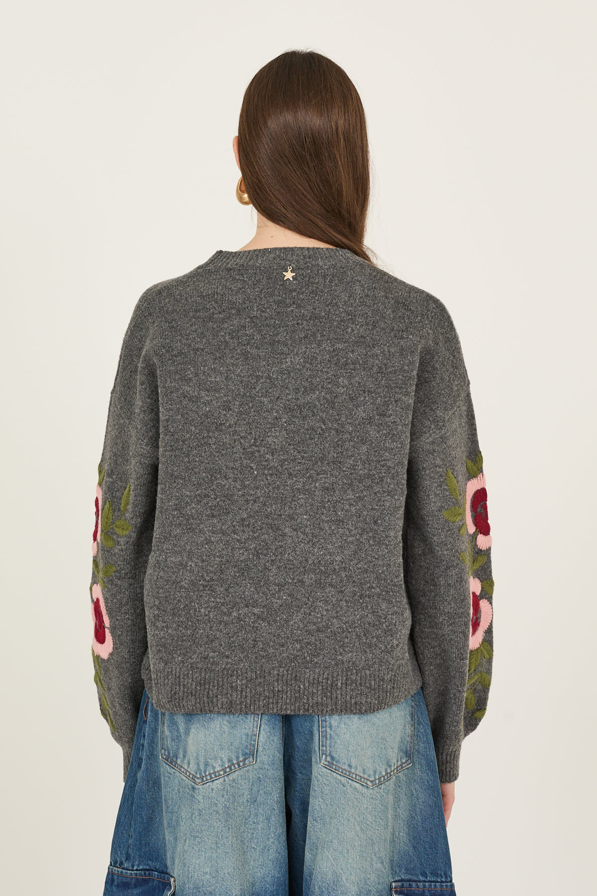 maglia-con-ricami-d40v0768-40-webf.jpg