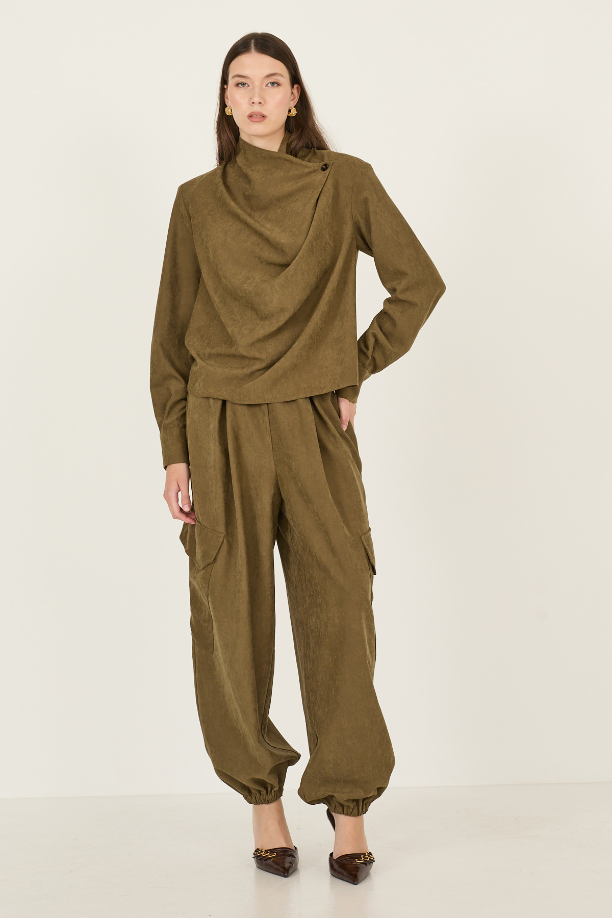 pantalone-cargo-s40m0977-14-weba-1.jpg