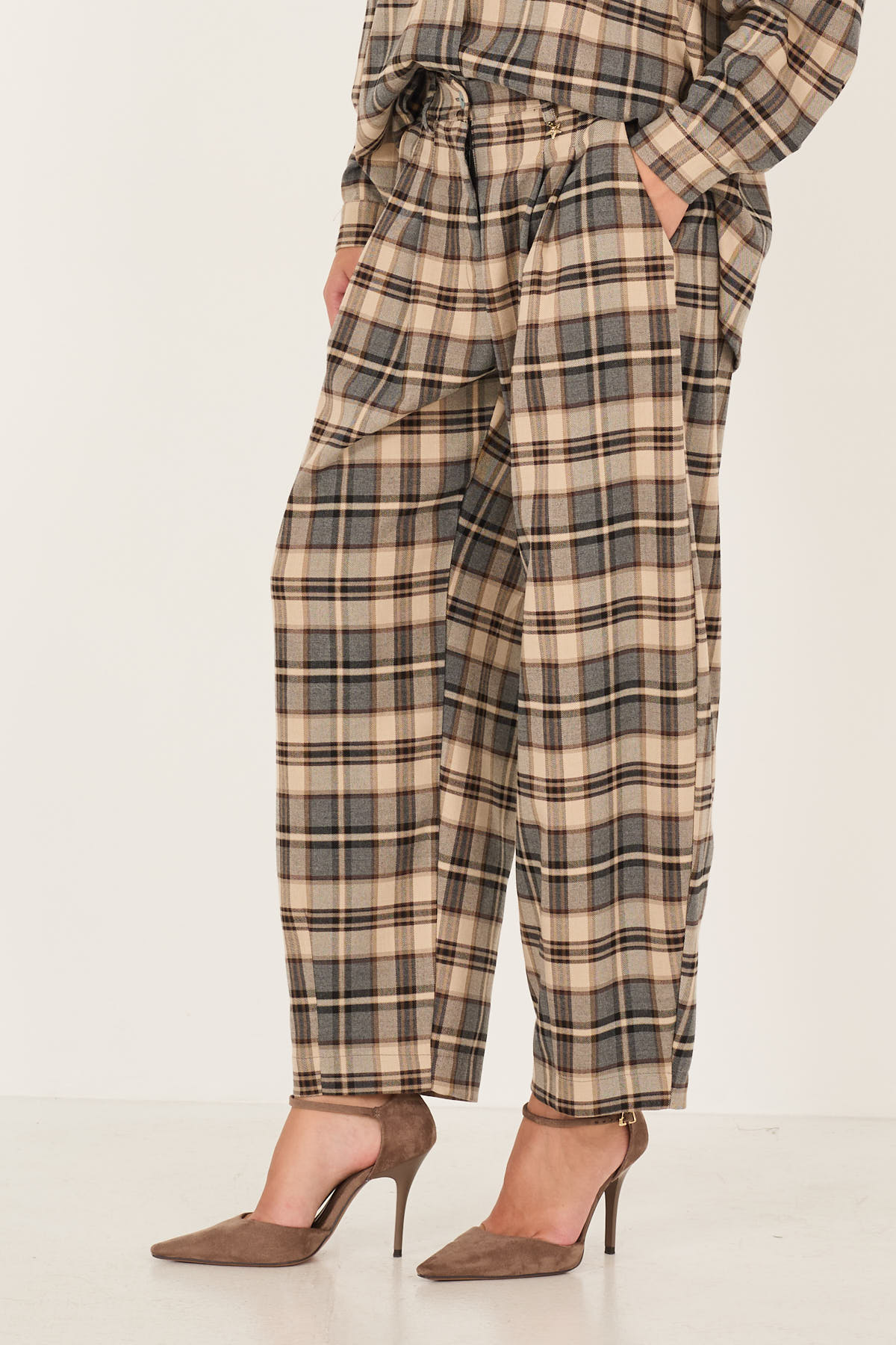 pantalone-check-in-misto-viscosa-f40x0919-132-webf.jpg