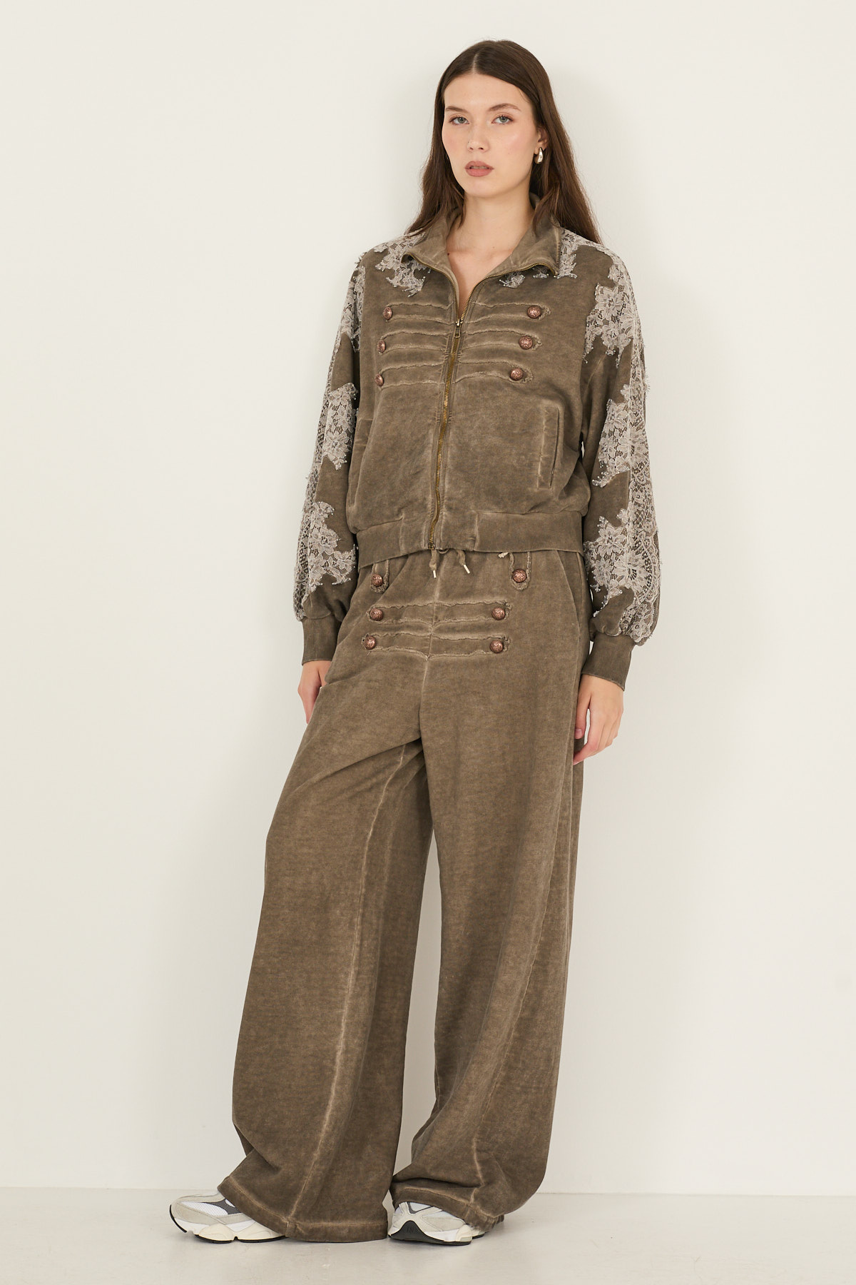 pantalone-con-alamari-s40m0927-62-weba.jpg