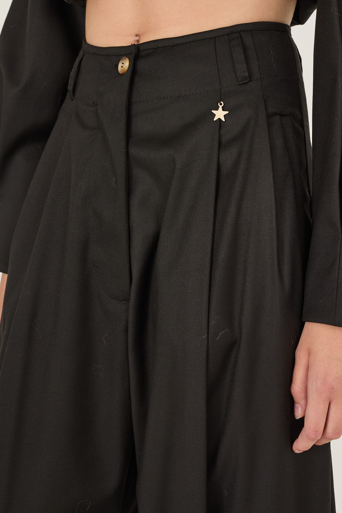 pantalone-con-fondo-con-riprese-f40x0531-01-webd.jpg
