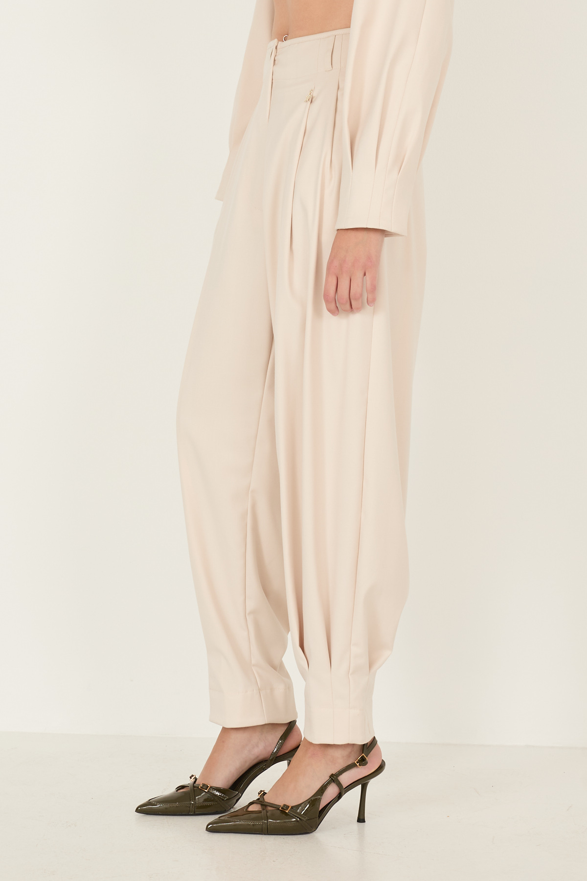 pantalone-con-fondo-con-riprese-f40x0531-51-webf.jpg