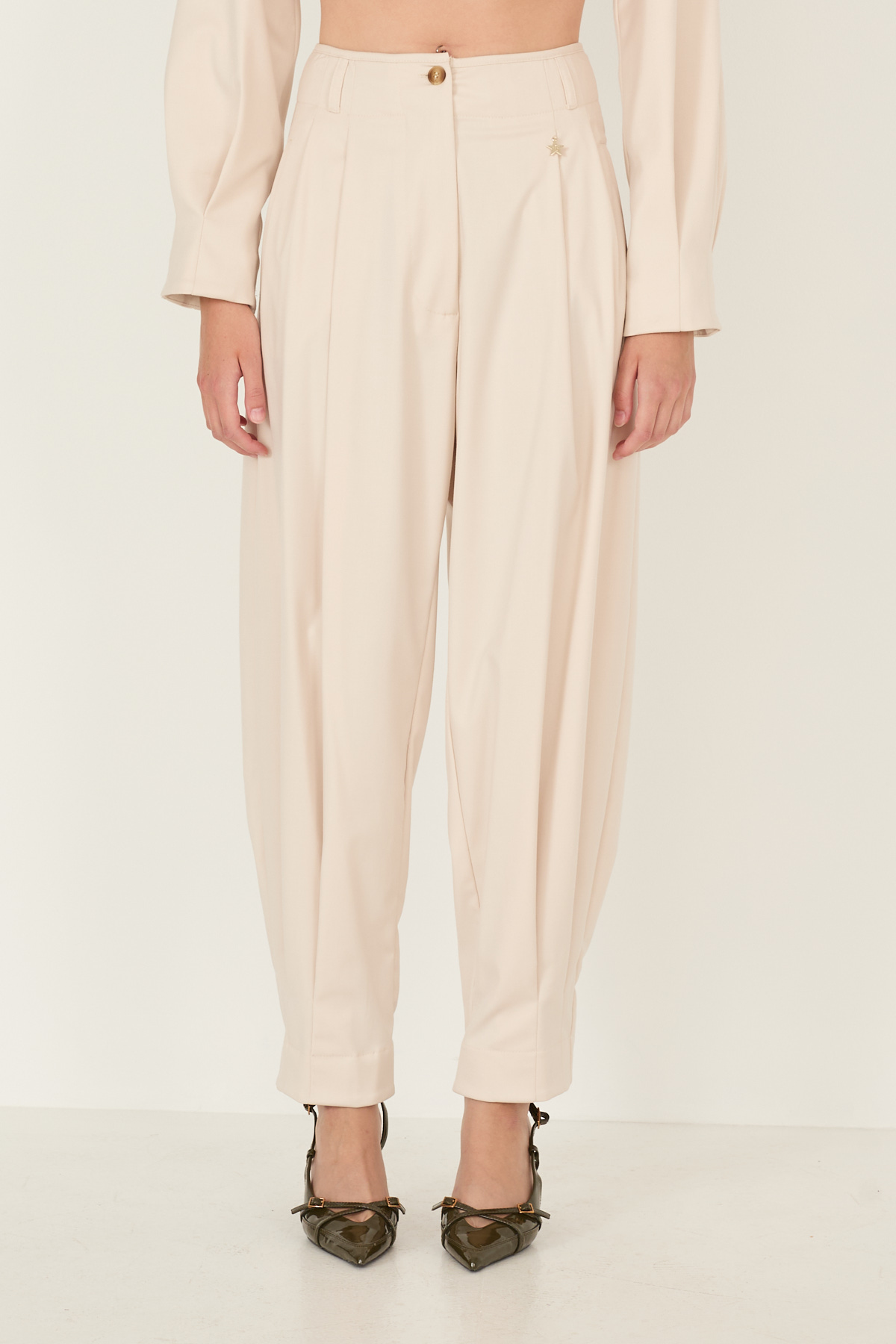 pantalone-con-fondo-con-riprese-f40x0531-51-webout.jpg