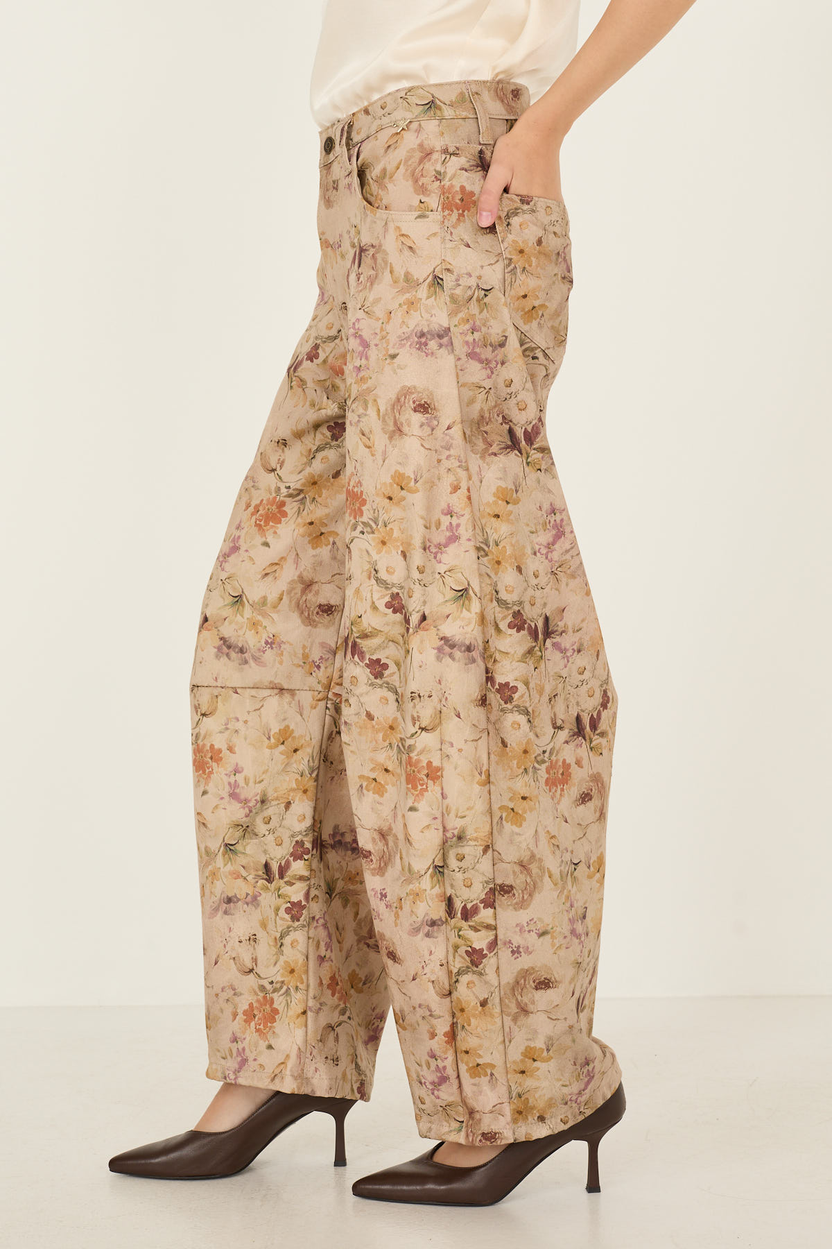 pantalone-floreale-s40m0944-74-webd.jpg