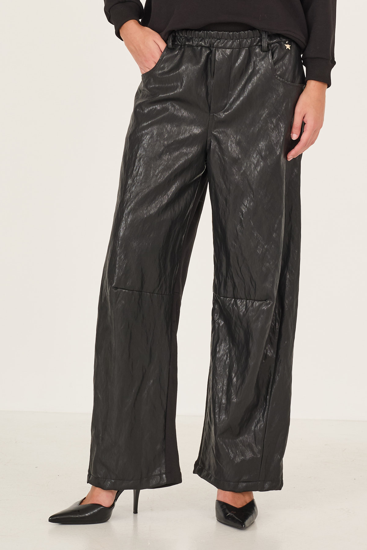 pantalone-gaya-m40f1021-01-webout.jpg