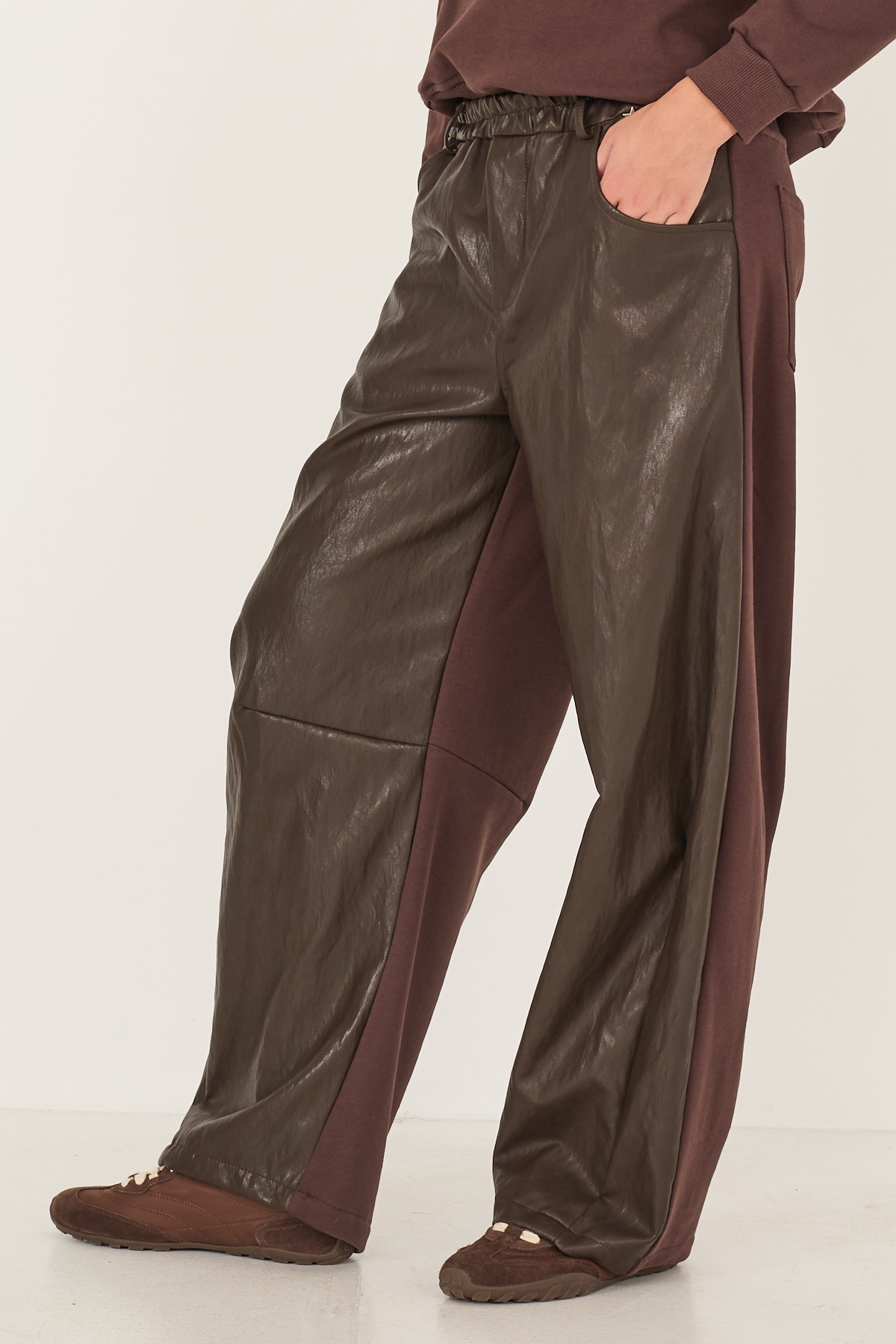 pantalone-gaya-m40f1021-07-webd.jpg