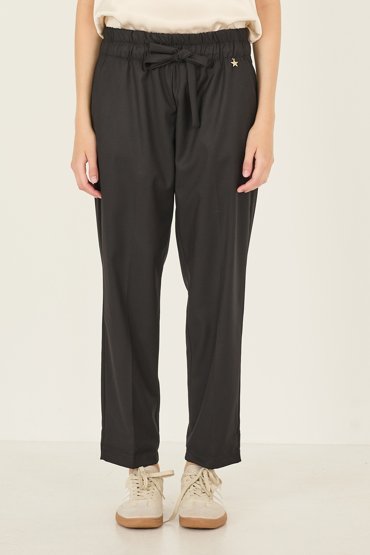 pantalone-thea-in-tessuto-morbido-misto-viscosa-m40f0876-01-webout.jpg