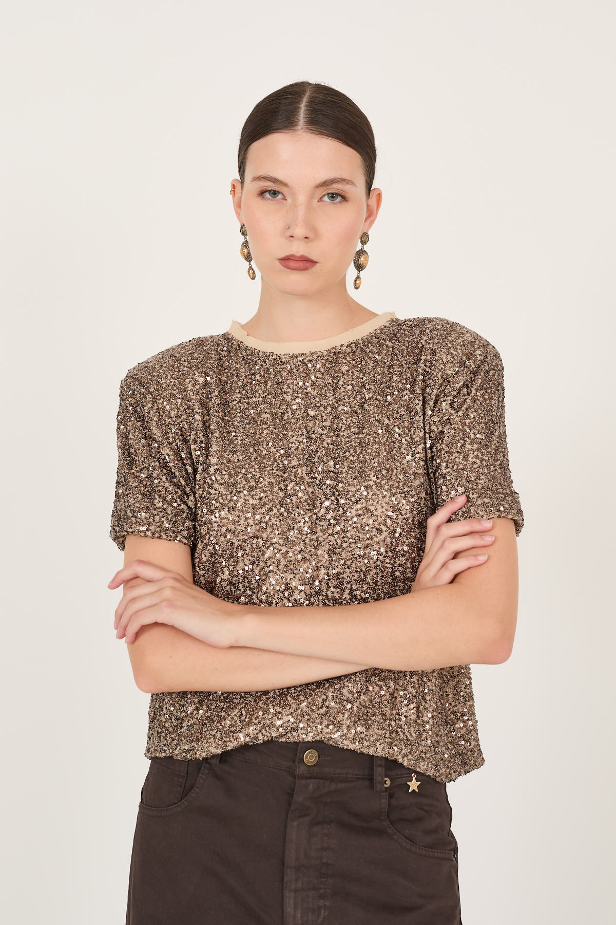 t-shirt-con-paillettes-s40m1122-189-weba.jpg