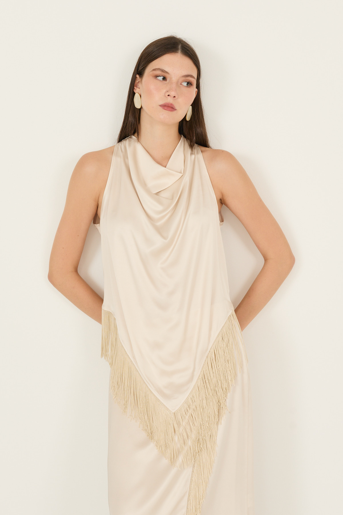 top-con-frange-t40r0700-233-weba.jpg