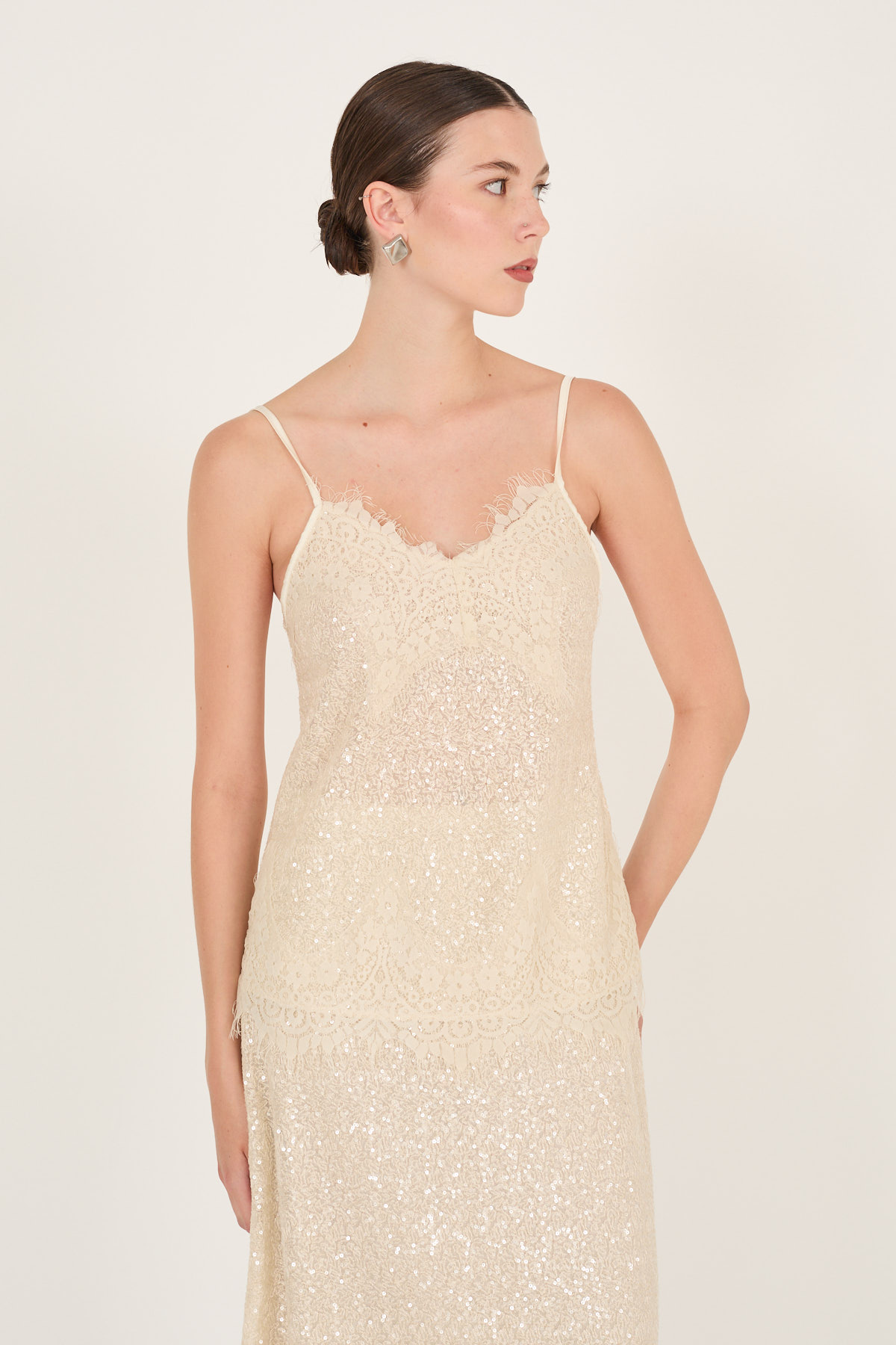 top-paillettes-con-pizzo-f40x1029-51-weba.jpg