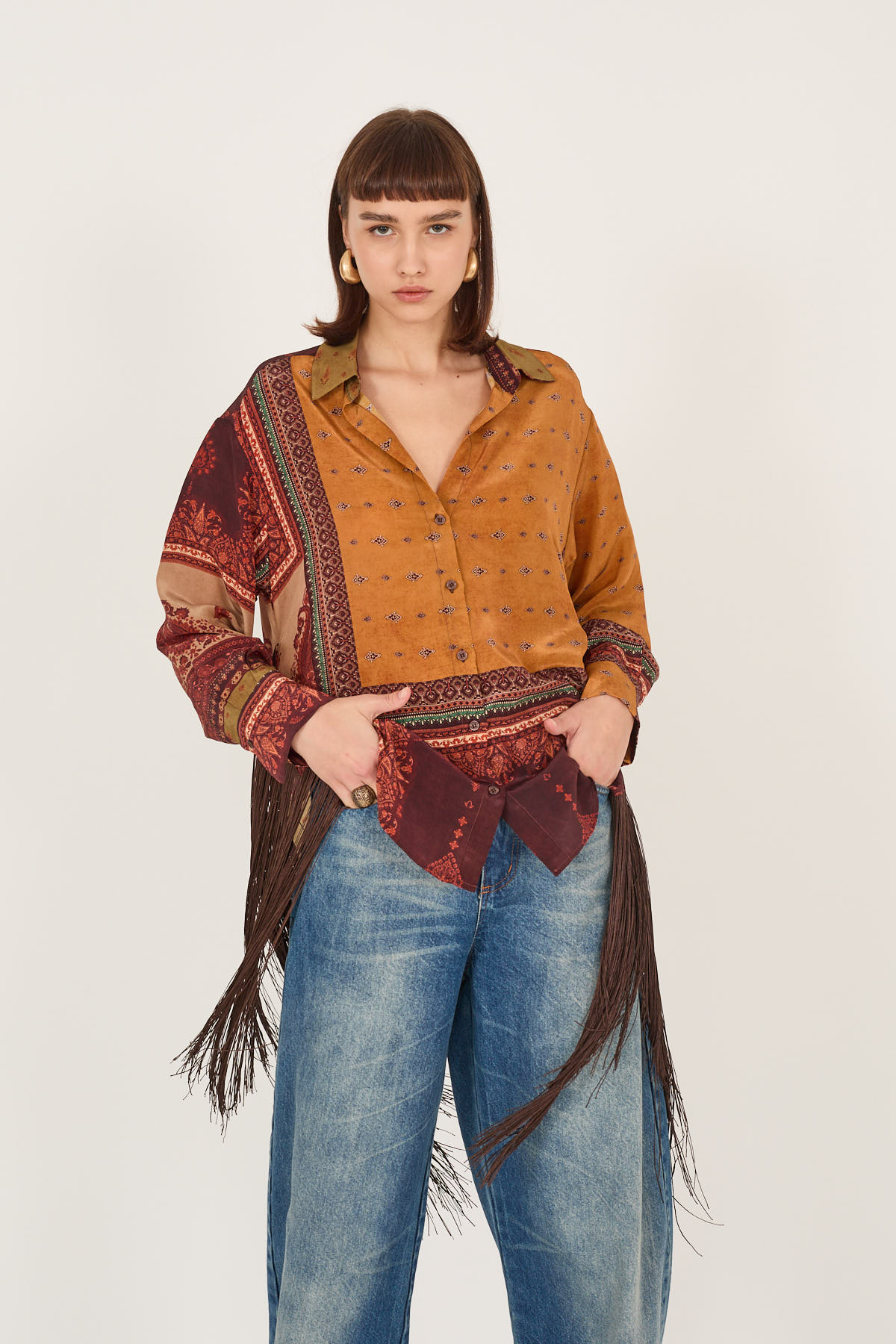 camicia-fantasia-con-frange-s40m1182-130-webout.jpg