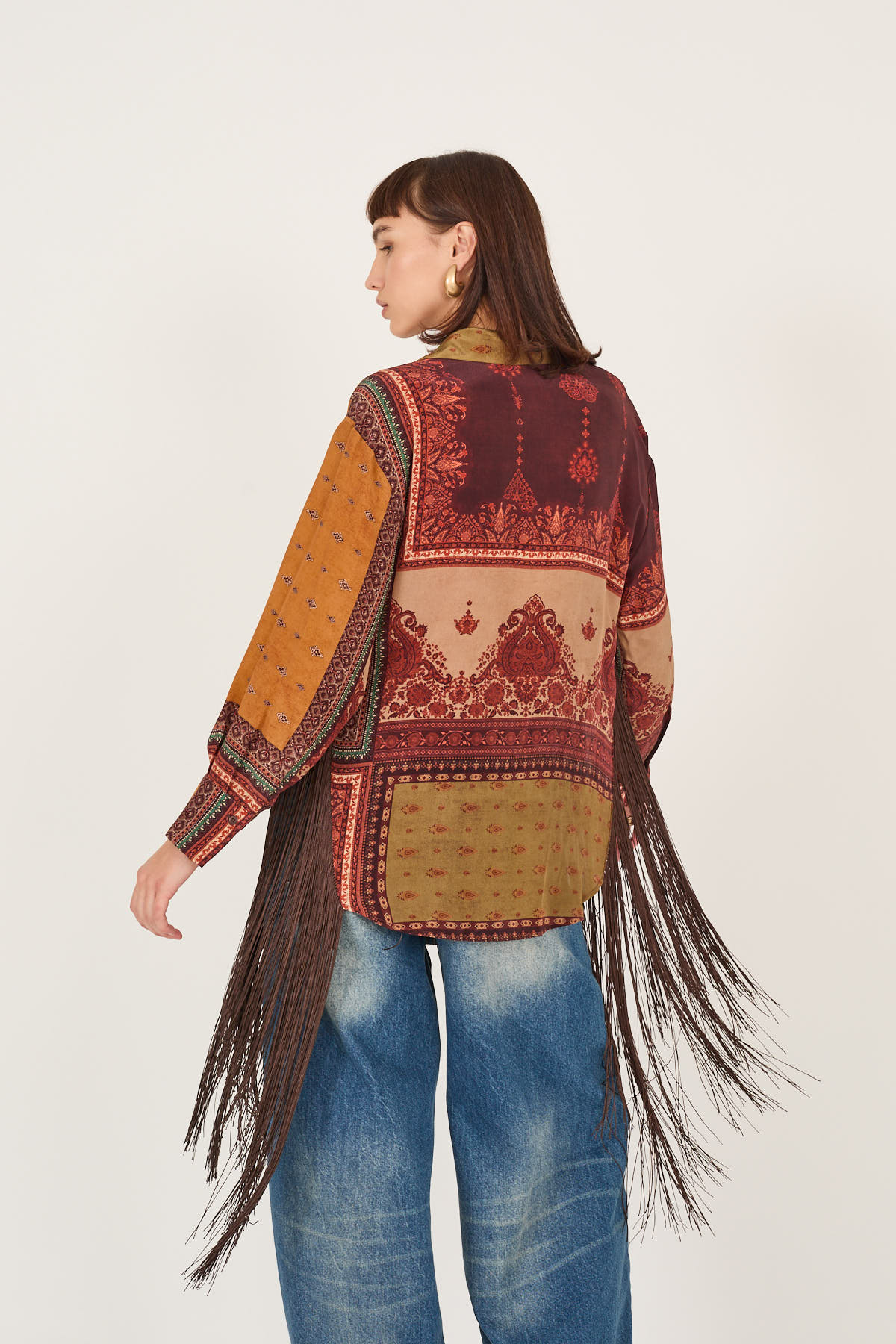 camicia-fantasia-con-frange-s40m1182-130-webr.jpg