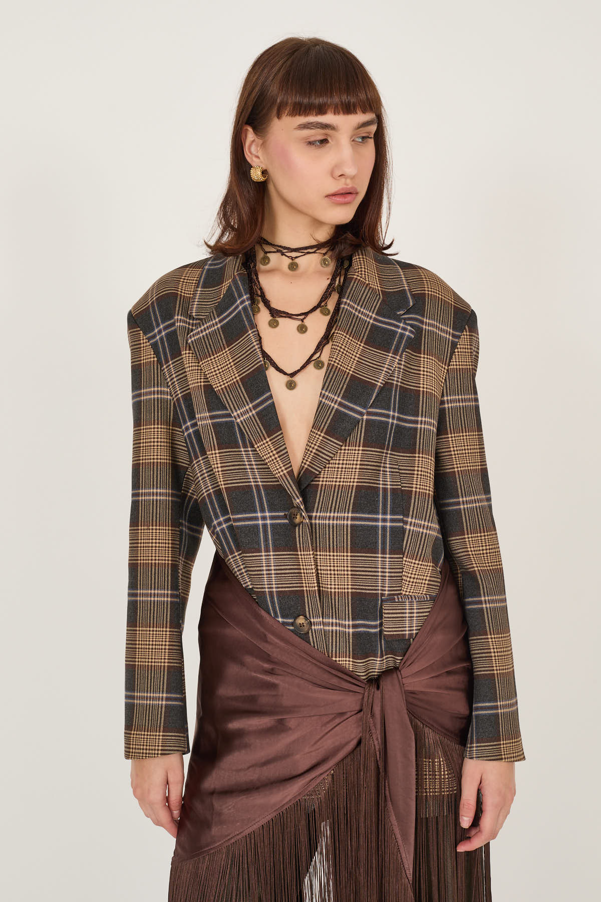 giacca-con-foulard-s40m1259-07-webout.jpg