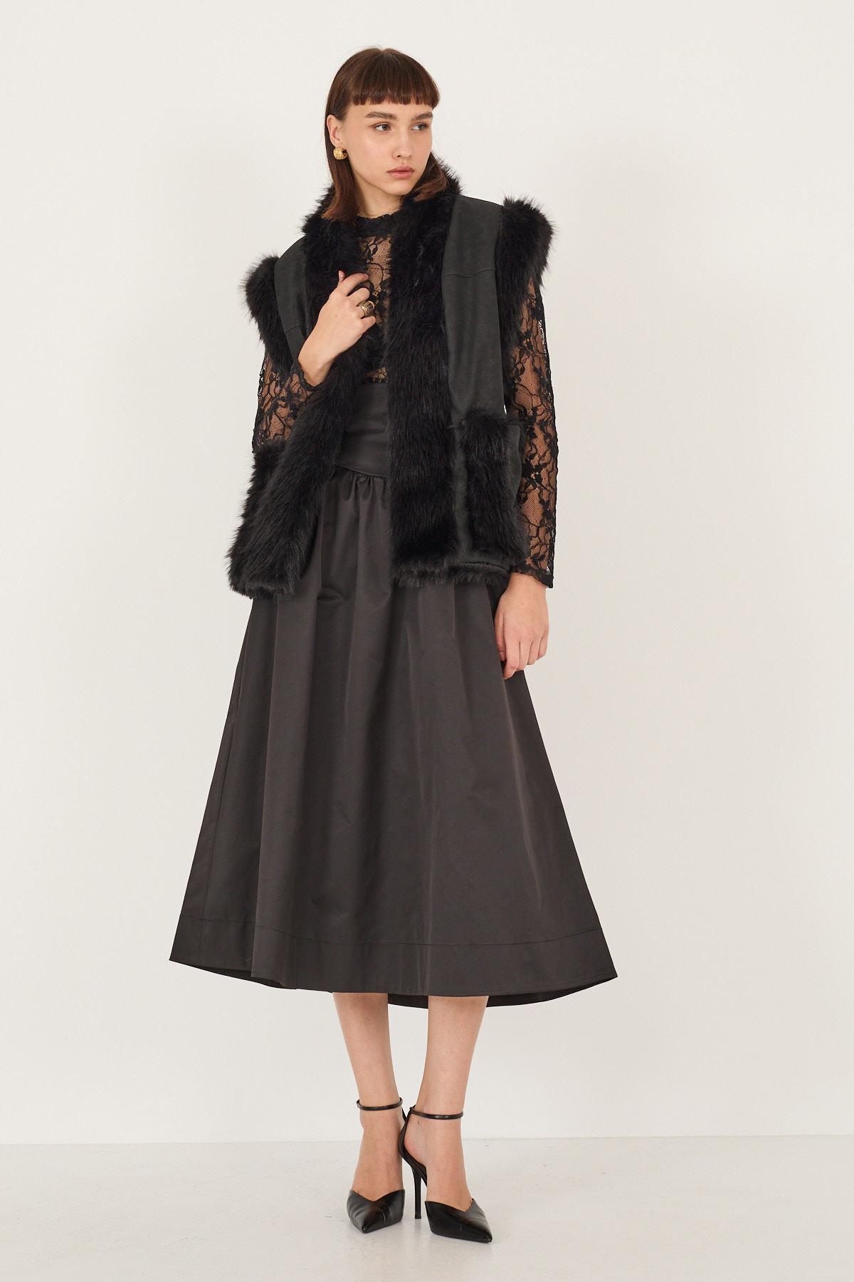 gilet-ecomontone-con-ecopelliccia-s40m1112-01-webd.jpg