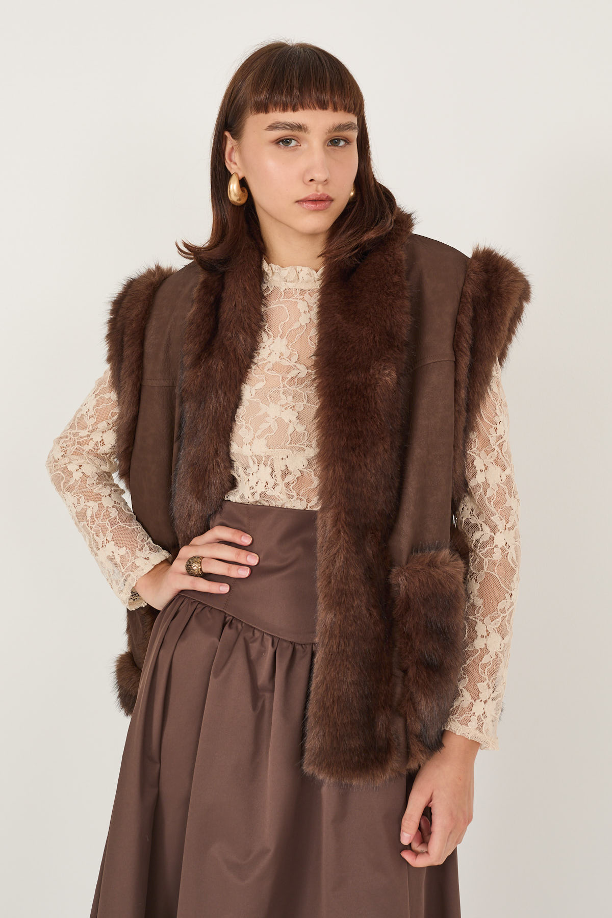 gilet-ecomontone-con-ecopelliccia-s40m1112-07-weba.jpg